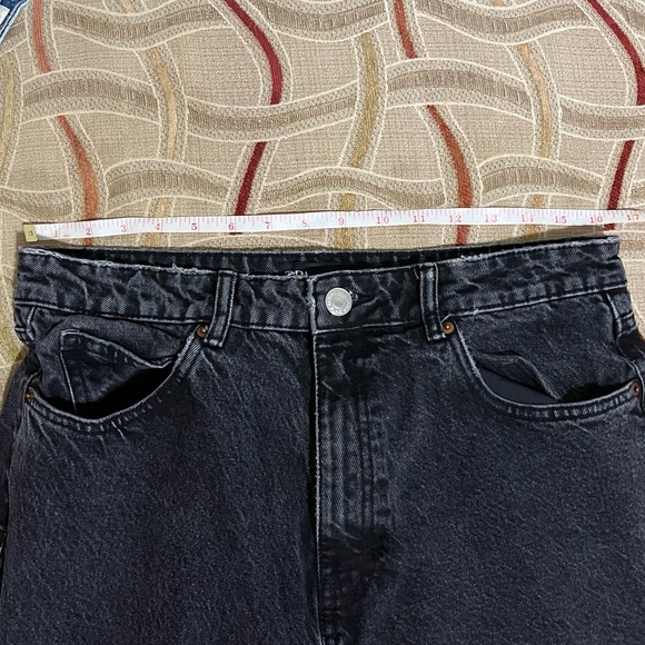 Zara Black Denim Dad Jean - Picture 4 of 5